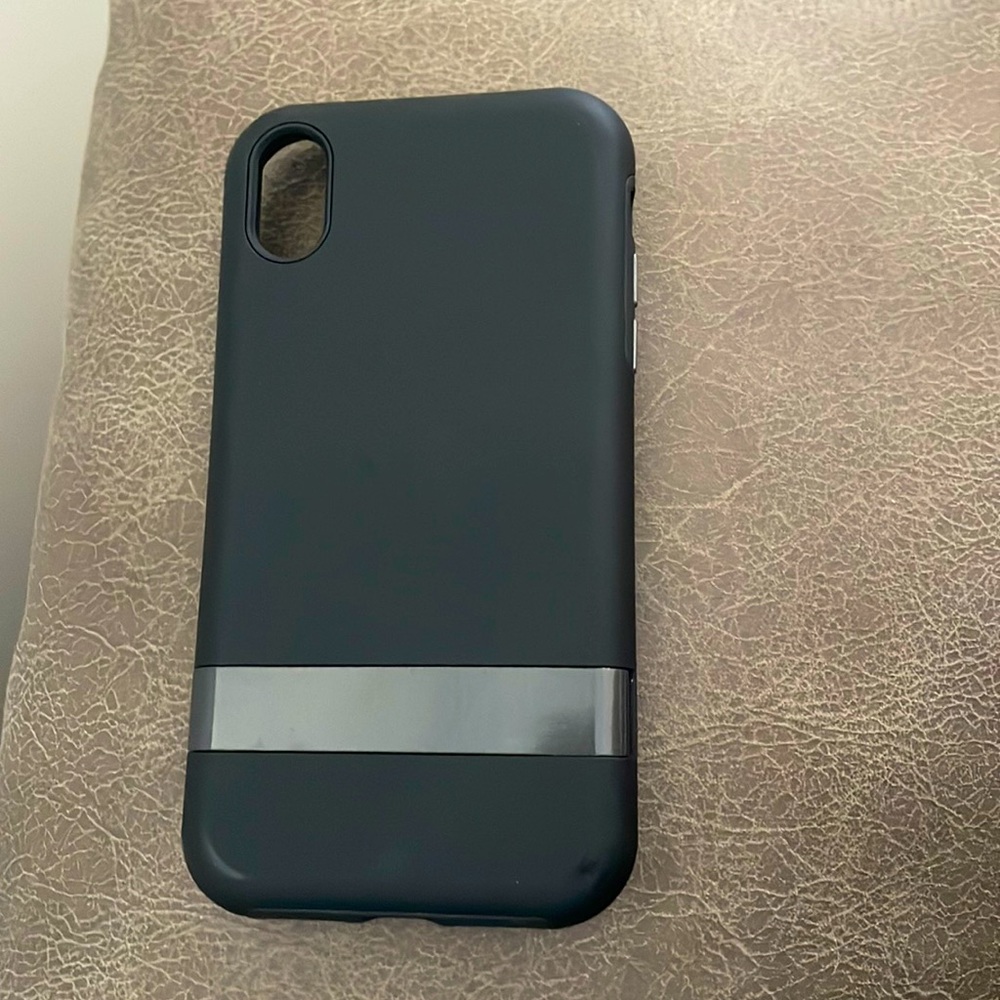 iPhone XR phone cases for sale. Recently bought a new phone. Price is negotiable